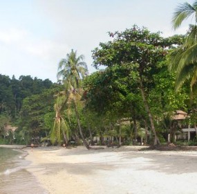 Пляж Лонели бич на острове Ко Чанг